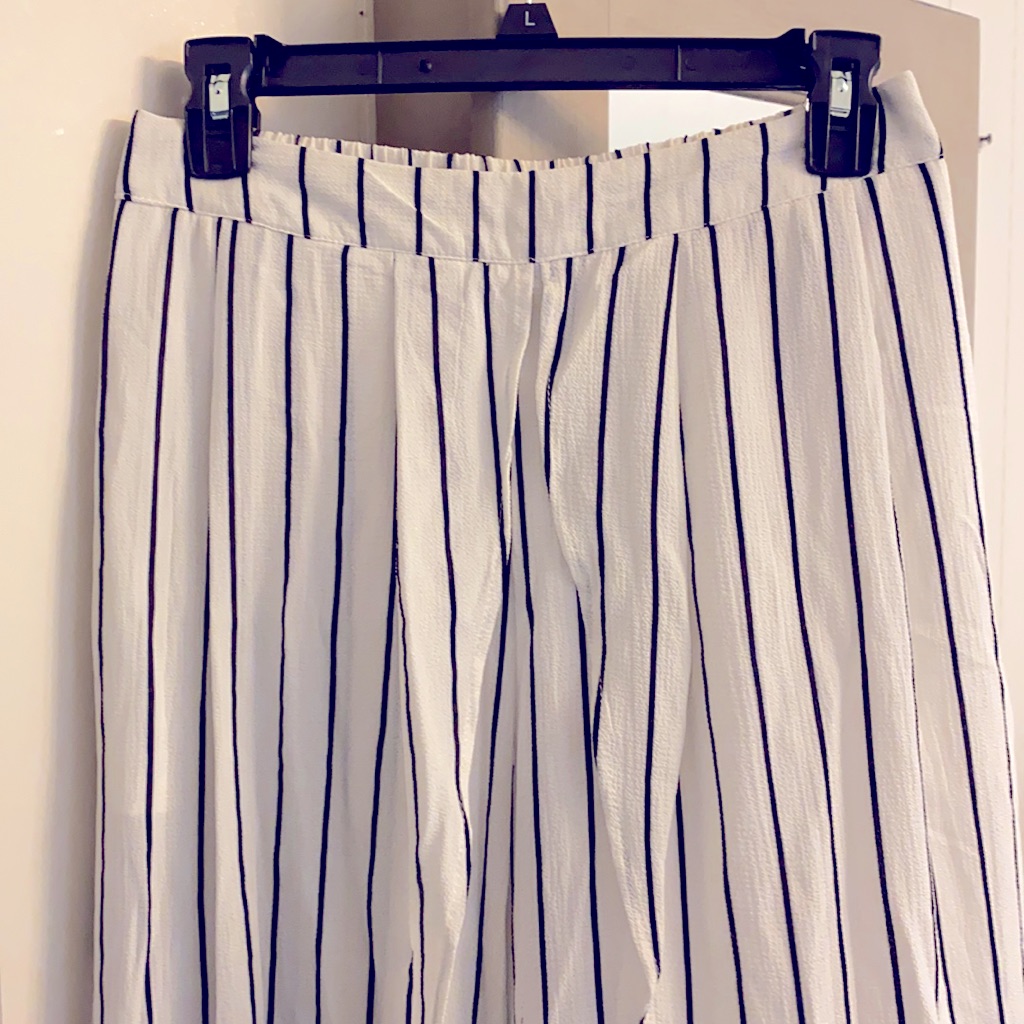 Nwt; Mind Code Split Leg Pants; Size M